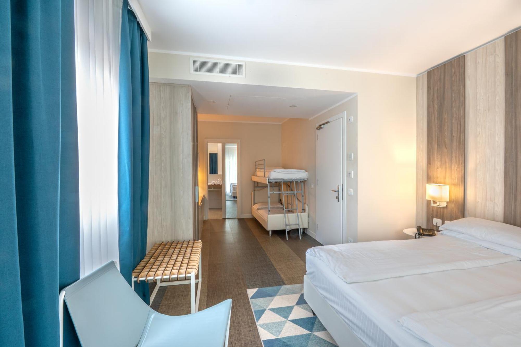 Hotel Europa Garda  Buitenkant foto